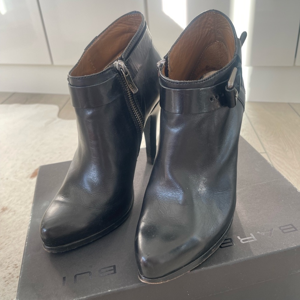 Barbara Bui Black Leather Ankle Booties
